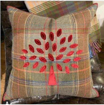 Mulberry Tree plaid cushion - Red