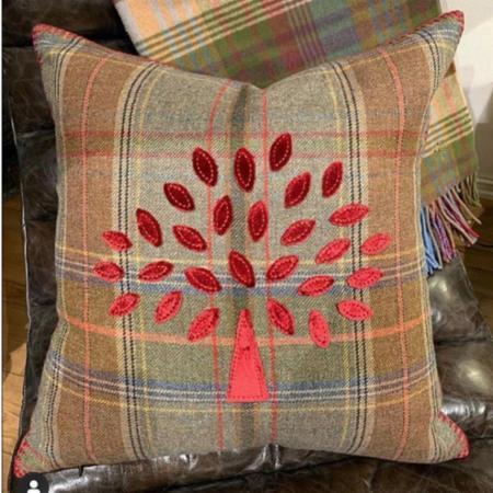 Mulberry Tree plaid cushion - Red