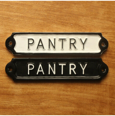 Skylt &quot;Pantry&quot; - Svart