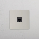 Datauttag singel Polished Nickel/Svart